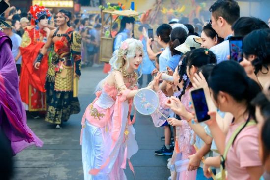 ͼΪNPC���οͻ�����