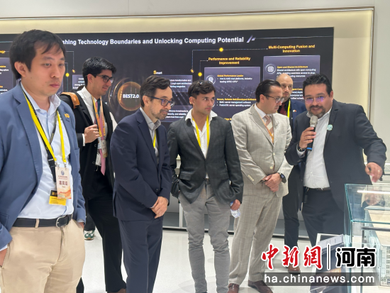 ͼΪ�������̲ι�֣�ݳ��۱��ܲ��������� ��