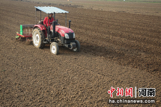 ͼΪũ��Ϊ�ղ��ֵ�С��ʩ�ʡ� ����� ��