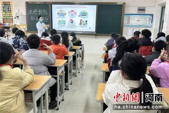 ͼΪѧ���ֳ��������߲�ϴ�ַ�����