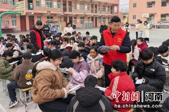 ͼΪ�շ���ֳ���³ɽ��ί��������ͼ