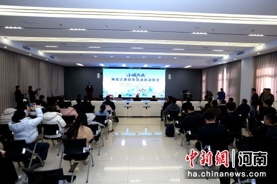 ͼΪ������ʽ�ֳ������о� ��