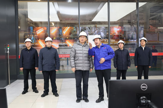 ��һ�����գ�ʡί�����������λ�������ص��н���(����)����Դ���޹�˾�����й����ҵ��չ��������߶�����