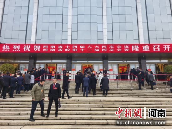 ͼΪ�λ�ίԱ����᳡������ ���� ��