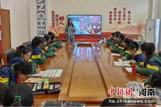 图为活动现场。胡伟伟 摄 图为活动现场。胡伟伟 摄