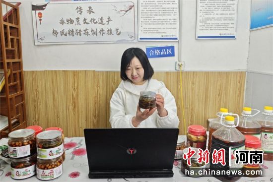 ͼΪ�º�����ֱ��չʾ�Ǵ����Ʒ��