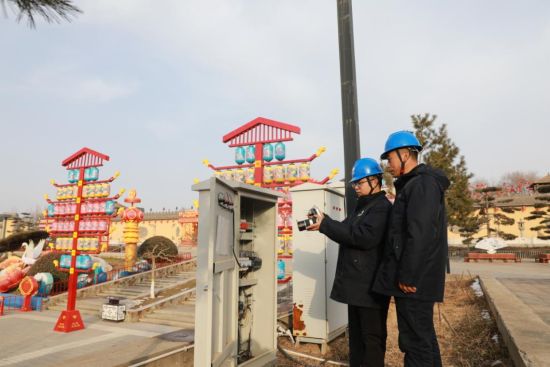 ͼΪ������Ա�ڼ�顰�ƻᡱ�õ��豸��