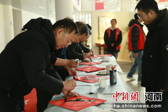 ͼΪ��ֳ����ݼ���ί��������ͼ