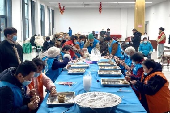 ͼΪ��ֳ������췽��ͼ