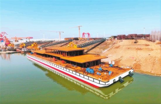 2��10�գ��������족��󴬲���Ϣ���̺ӿڸ����ɹ���ˮ���Ʒ��� ��