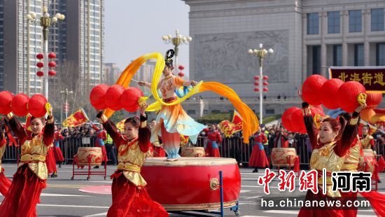 图为演出现场。济源市电影电视家协会供图 图为演出现场。济源市电影电视家协会供图