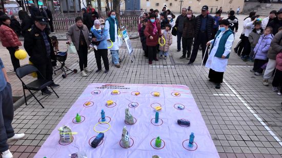 图为活动现场。 图为活动现场。