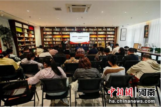 图为活动现场。 图为活动现场。