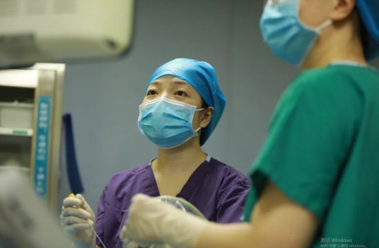 图为介入性产前诊断穿刺操作。医学遗传与产前诊断科科普宣传团队供图 图为介入性产前诊断穿刺操作。医学遗传与产前诊断科科普宣传团队供图