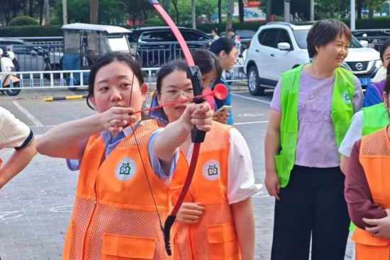 图为运动会现场。 图为运动会现场。