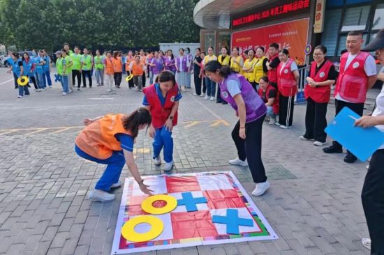 图为运动会现场。 图为运动会现场。
