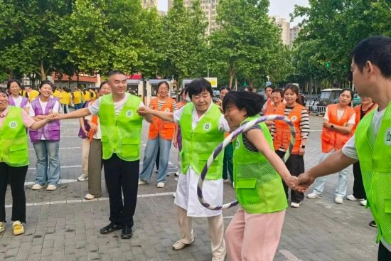 图为运动会现场。 图为运动会现场。
