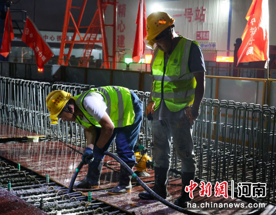 图为施工现场。中铁七局供图 图为施工现场。中铁七局供图