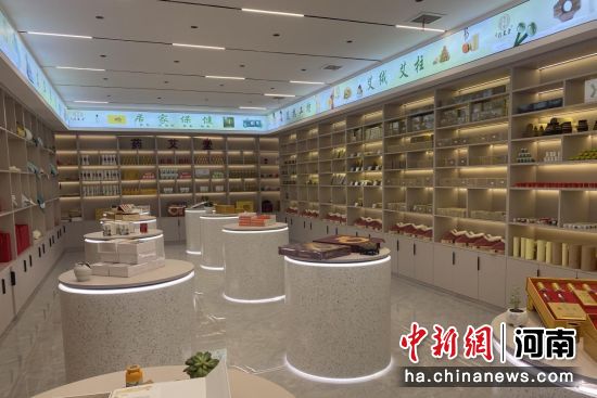 图为艾草加工制品。 图为艾草加工制品。