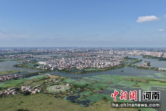 图为龙湖国家湿地公园风光。黄春龙 摄 图为龙湖国家湿地公园风光。黄春龙 摄