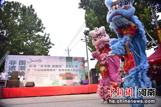 图为活动现场。 图为活动现场。