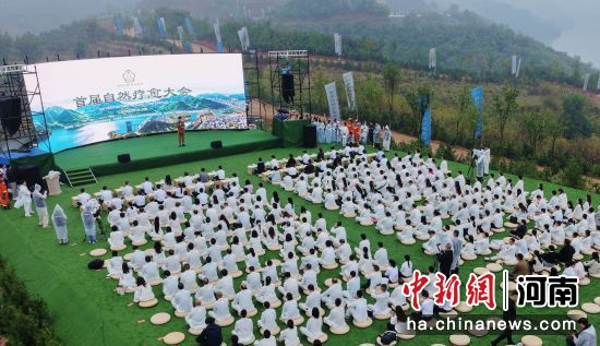图为活动现场。 图为活动现场。