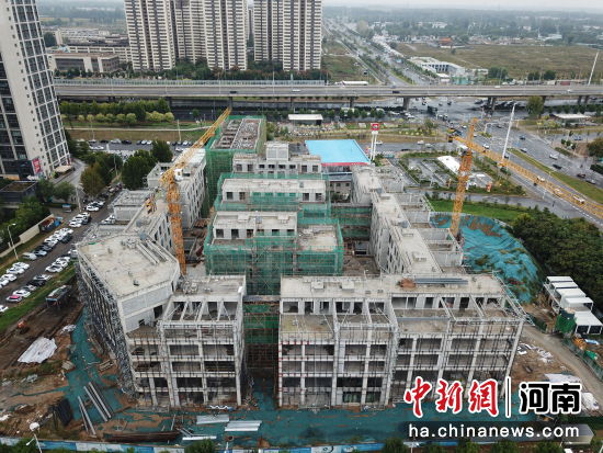 图为睿恩数字港施工现场。惠济区委宣传部供图 图为睿恩数字港施工现场。惠济区委宣传部供图