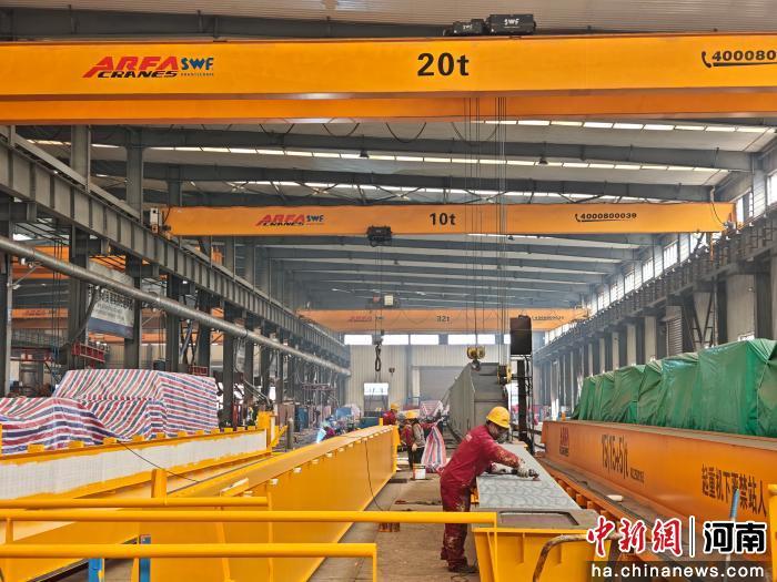 ���������ؽ����೤ԫ���ز����� ��չȫ�򲼾�