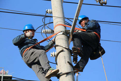 修武县供电公司:加快推进中心村电力建设 - 河