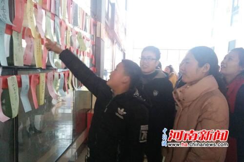 郑州儿童医院闹元宵猜字谜 医患同乐 - 河南健