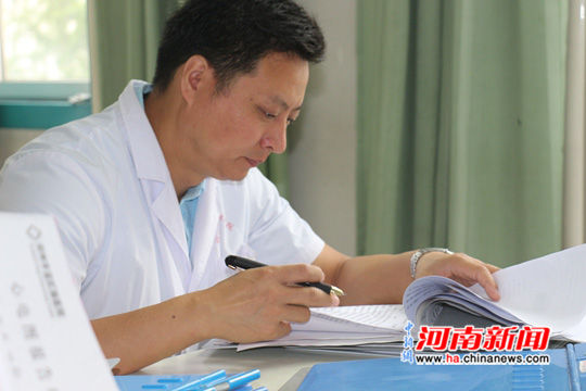 郑州丰益肛肠医院赵华锋:有我在 您放心