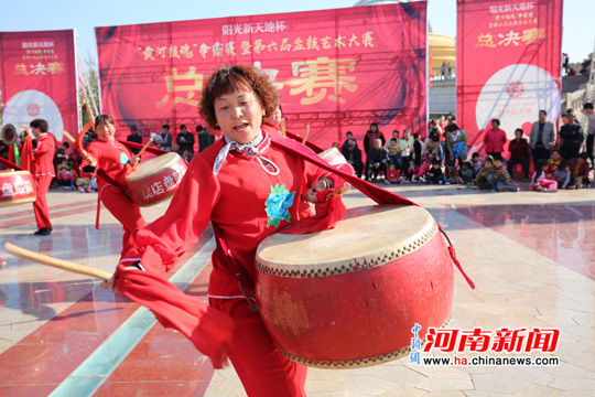 河南原阳县举行第六届盘鼓艺术大赛