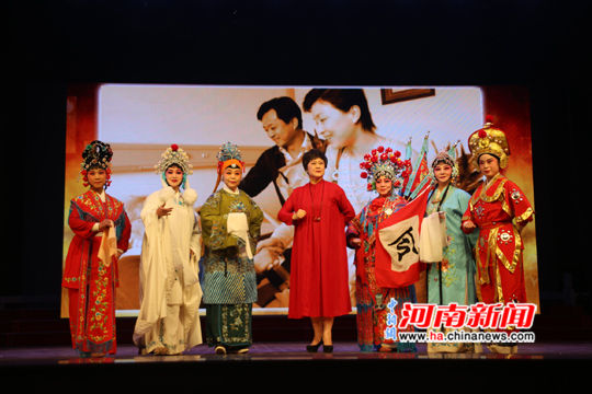 河南戏曲卷席筒全场,河南戏曲卷席筒全场电影
