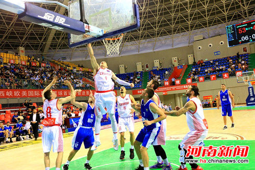 2019中国·西峡欧美国际职业篮球首站赛激情