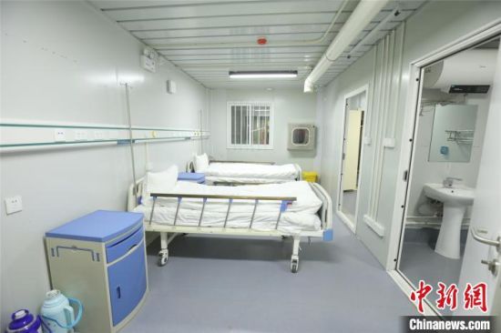 郑州市第一人民医院传染病医院新建病区病房.中建七局供图