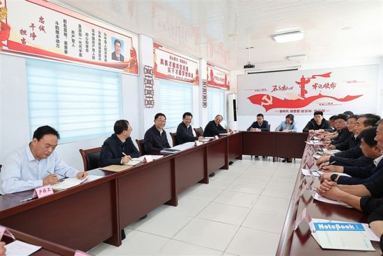 ���¾��գ�ʡί�������������л�������������ɳǴ壬�����ƽ�Ⱥ�����߲���֮��͸������⼯�����ι����������ɲ�Ⱥ�ڴ�����̸����������ȫý����� ���� ��