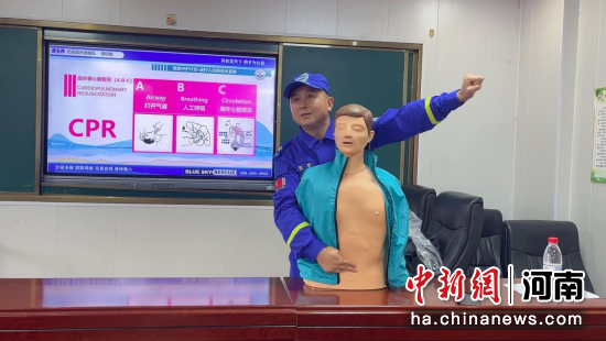 ͼΪ��Ԯ�̹ٽ���Ӧ���Ȼ�������