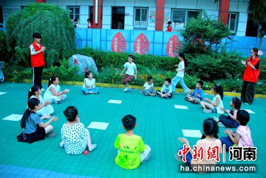 7��13�գ���ͨ������ƽ�ֵ����´�����������ʱ������ʵ��վ����ѧ��־Ը����ѧ����һ���桰���־��Ϸ�������� ��