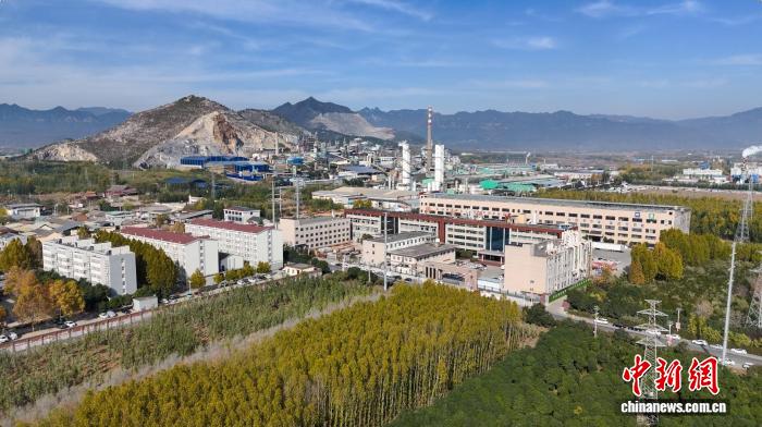 �޹������Դ������Я�ֹ��顰˫�򱼸���֮·